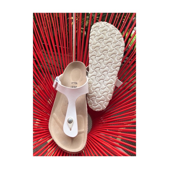 Gizeh Birkenstock Sandal - Picture 4 of 4